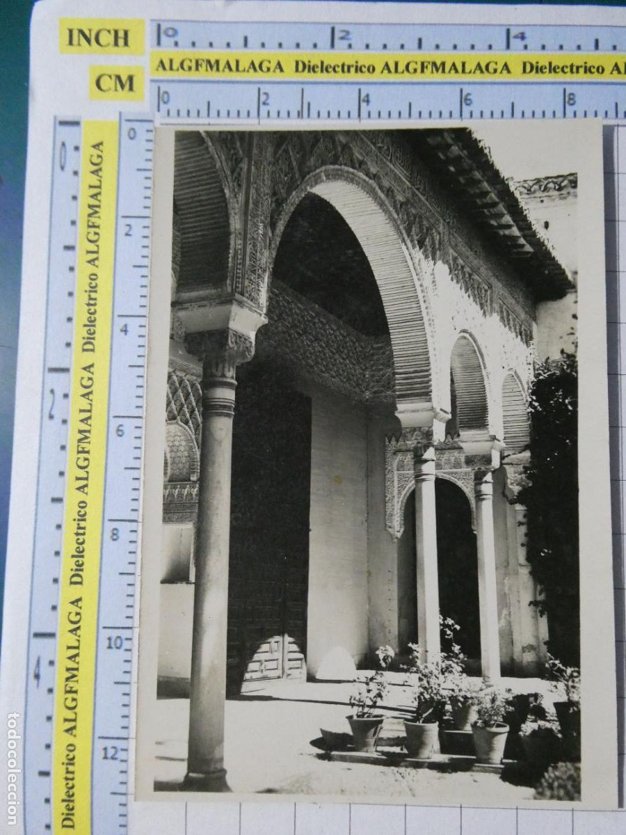 Postales: POSTAL DE GRANADA. A&Ntilde;OS 30 50. GENERALIFE JARDINES. NEGTOR. 983