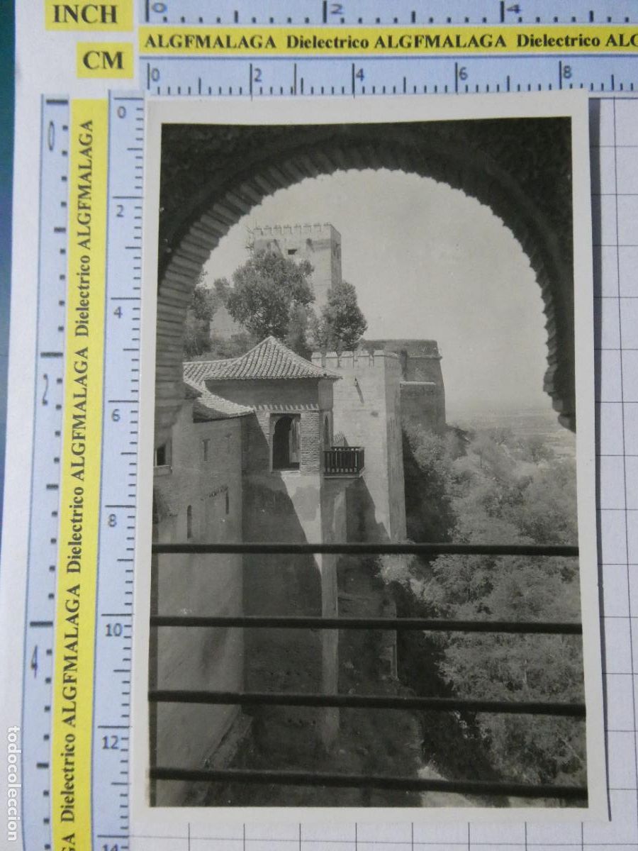 Postales: POSTAL DE GRANADA. A&Ntilde;OS 30 50. ALHAMBRA VISTA DE LA FORTALEZA. NEGTOR. 985
