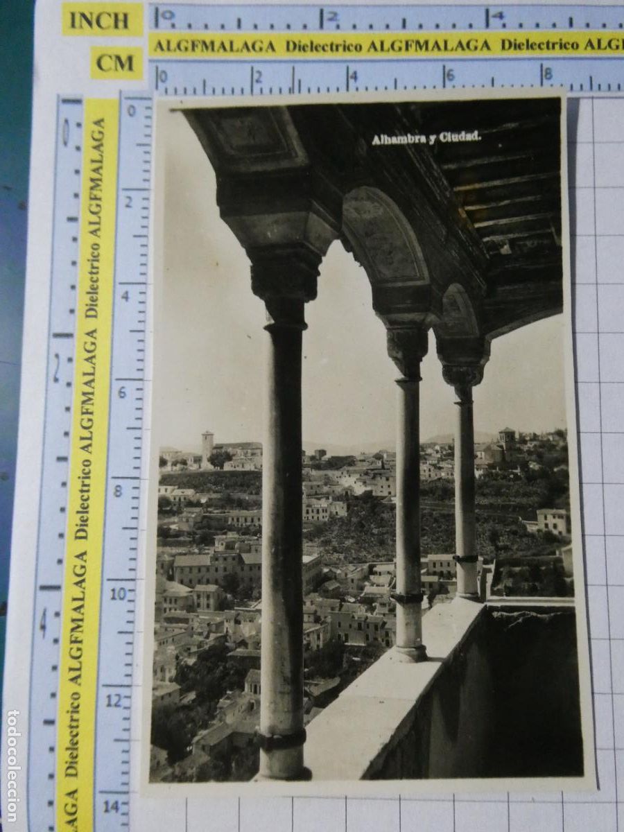 Postales: POSTAL DE GRANADA. A&Ntilde;OS 30 50. ALHAMBRA Y CIUDAD . 998