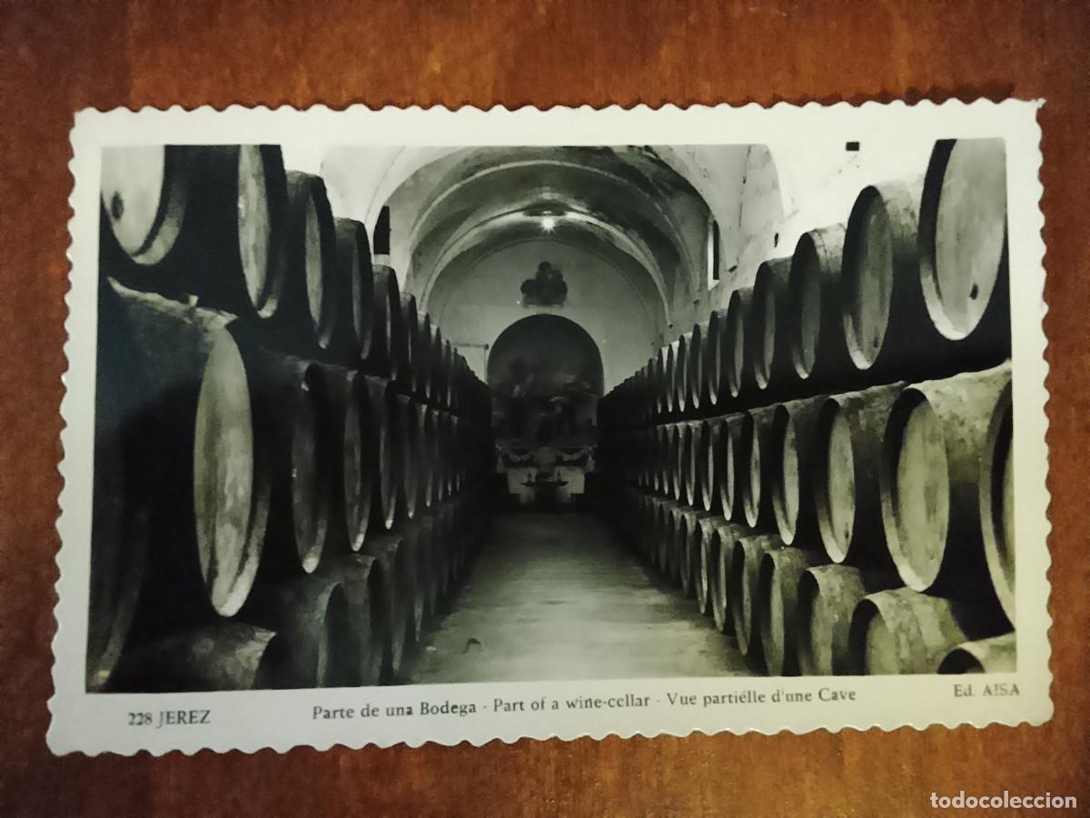 Postales: Postal de Jerez de la Frontera. Parte de una bodega