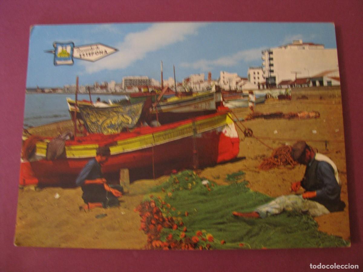 Postales: POSTAL DE ESTEPONA. REPASANDO REDES. VISTA PLAYA, ED. PERGAMINO.