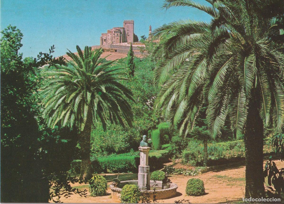 Postales: ARACENA (HUELVA) VISTA DEL PARQUE Y CASTILLO - GRAFICAS DEL SUR - S/C