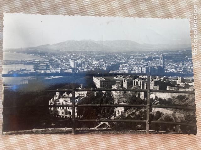 Postales: Malaga N&ordf; 227. Vista Parcial desde Gibralfaro. Ed, Cortes. Postal sin circular