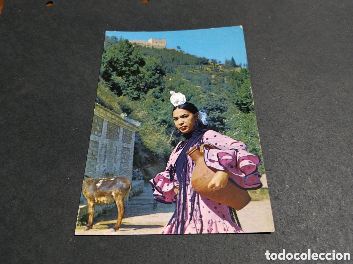 Postales: Postal Granada, gitana en la fuente del avellano