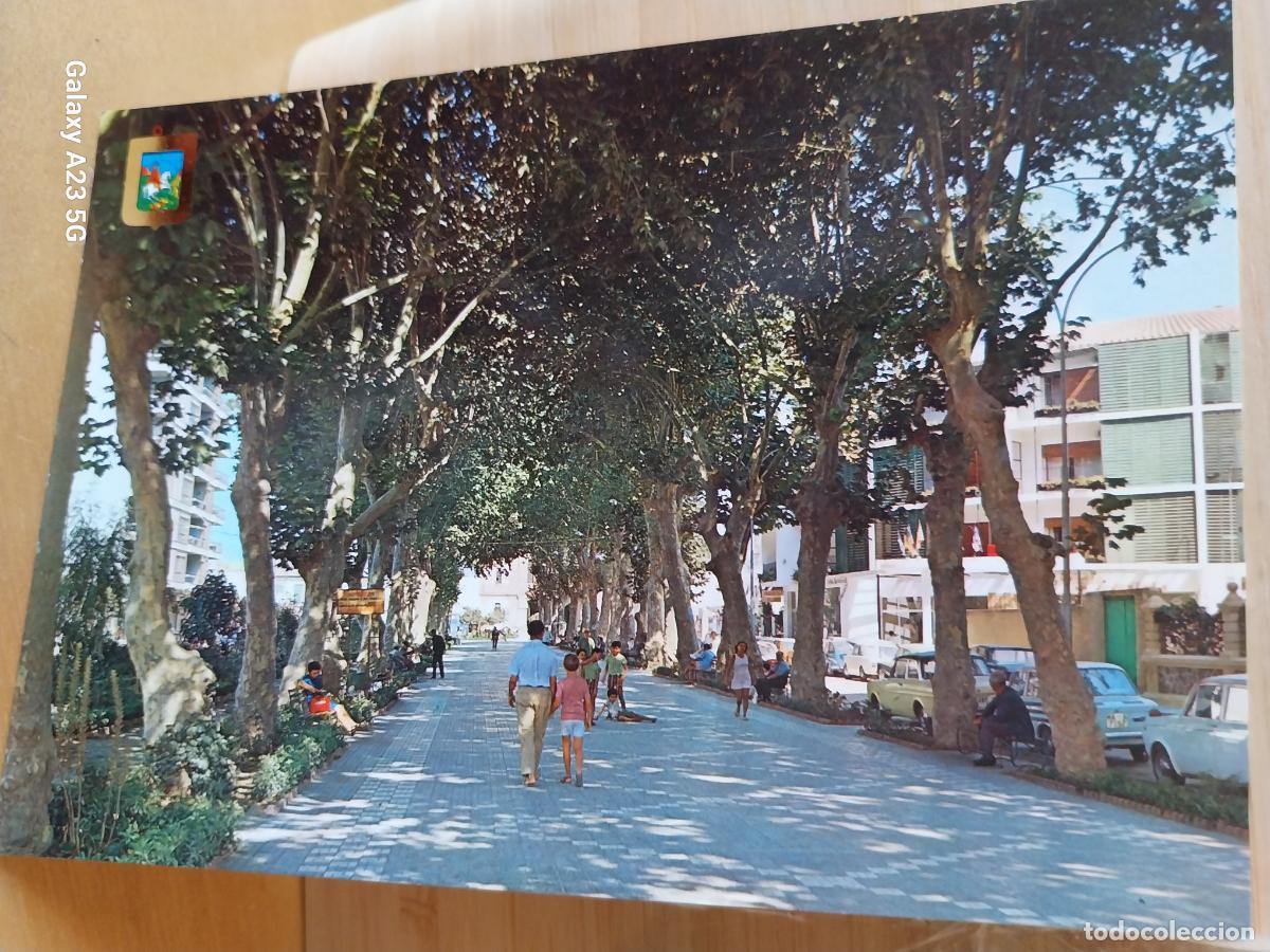Postcards: TORRE DEL MAR PASEO LARIOS ED FISA 32 SC ORIGINAL ANIMADA COCHES CLASICOS