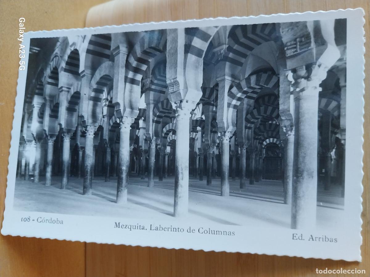 Postcards: CORDOBA LABERINTO COLUMNAS ED ARRIBAS 108 SC ORIGINAL A&Ntilde;O 1968