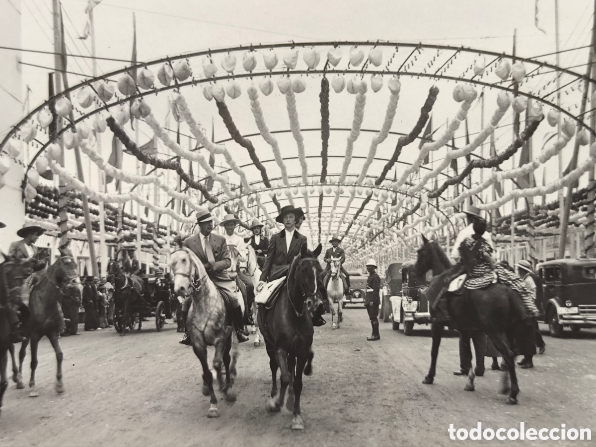Postcards: SEVILLA REAL DE LA FERIA PASEO DE CABALLOS POSTAL FOTOGR&Aacute;FICA C. 1935