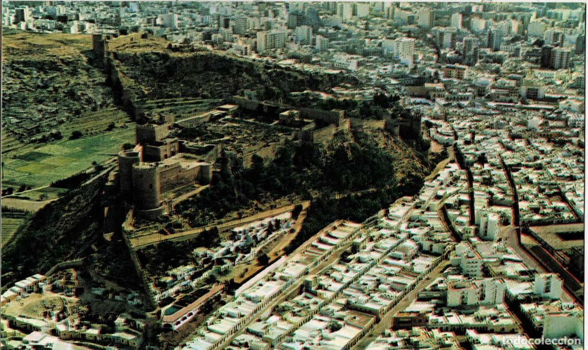Postales: POSTAL MODERNA DE ALMERIA. VISTA A&Eacute;REA DE LA CIUDAD Y ALCAZABA. P-ANSE-3003
