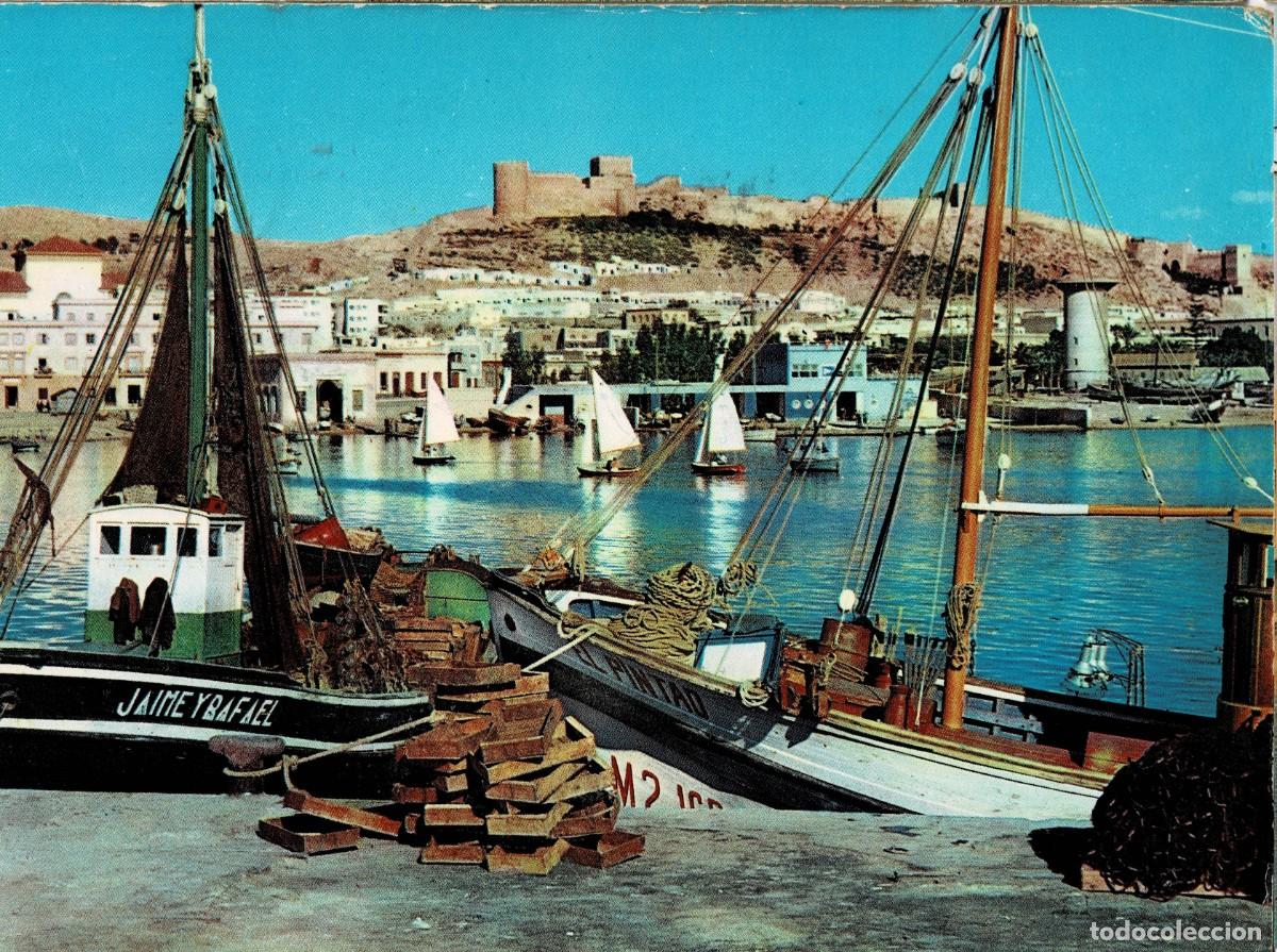 Postales: POSTAL MODERNA DE ALMERIA. VISTA DEL PUERTO Y LA ALCAZABA. P-ANSE-3013