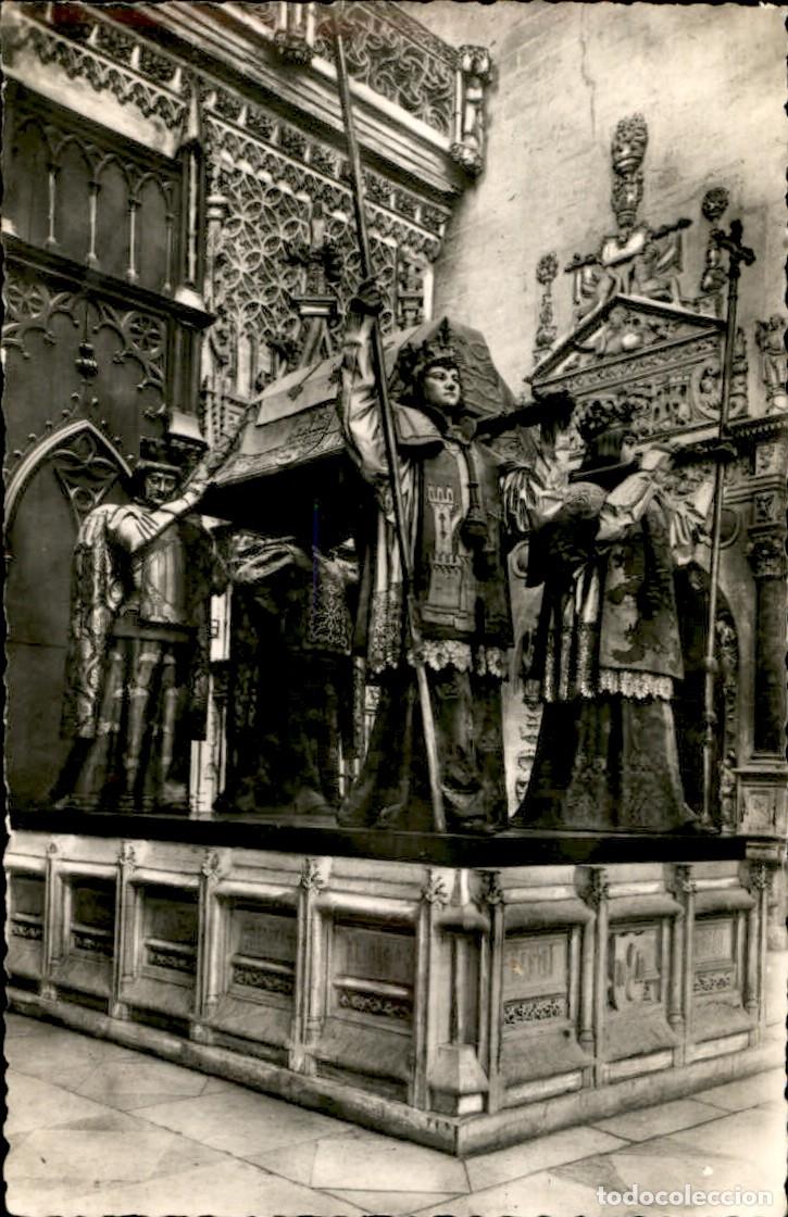 Postales: Sevilla - Catedral Monumento a Cristobal Colon