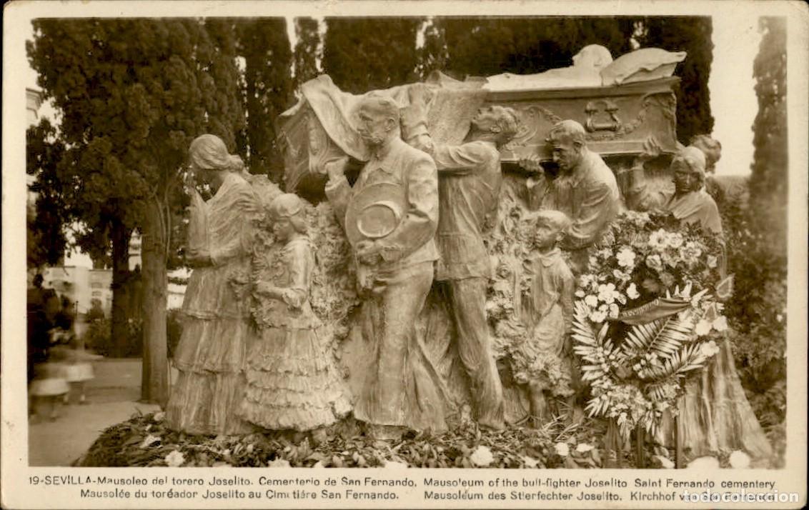 Postales: Sevilla - Mausoleo del torero Joselito - Cementerio de San Fernando