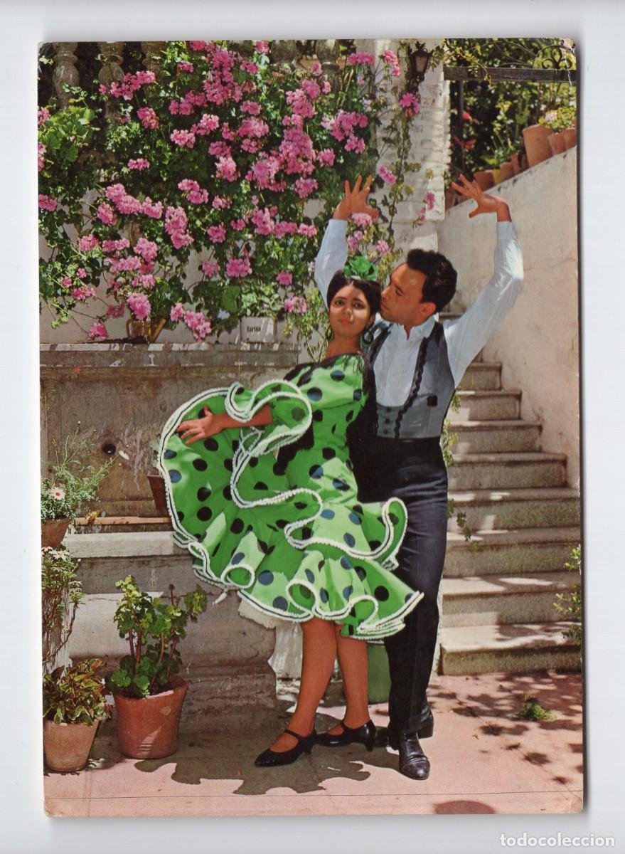 Postales: Flamenco. Tipos gitanos. Escena en patio -Hermanos Gallego, 1967-