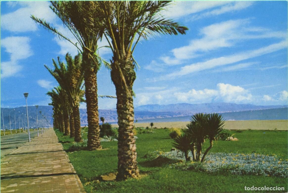 Postales: ROQUETAS DE MAR. Almer&iacute;a. Paseo Mar&iacute;timo. Sin circular. ED. EXTENSA G. MONTEVERDE