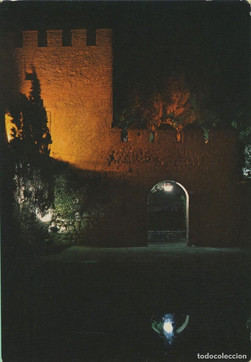 Postales: N&ordm; 2005-ALMER&Iacute;A. Detalle de la Alcazaba (Nocturna). Sin circular. EDICIONES ARRIBAS