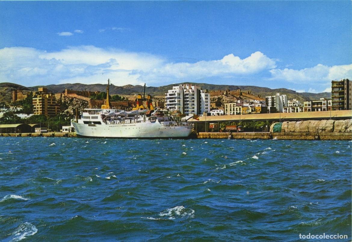 Postales: N&ordm; 75-ALMER&Iacute;A. Vista parcial del puerto. Sin circular. EDICIONES ARRIBAS