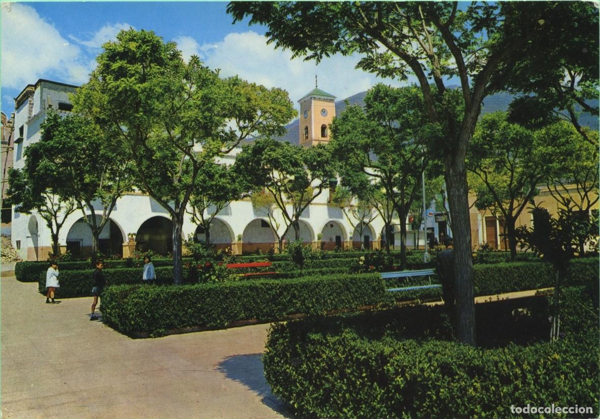 Postales: N&ordm; 2-DAL&Iacute;AS. Almer&iacute;a. Plaza de las Flores. Sin circular. ED. FOTOCOLOR VALMAN