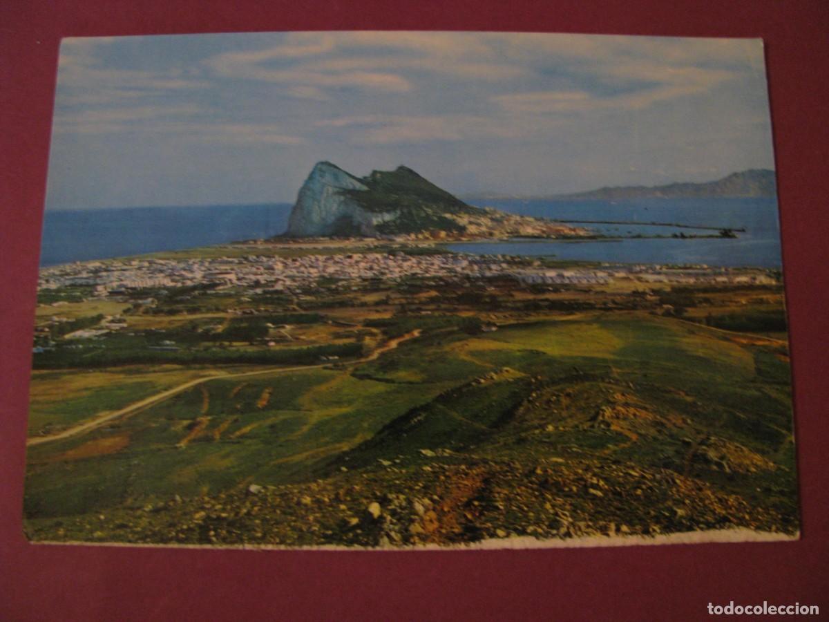 Postales: POSTAL DE LA LINEA DE LA CONCEPCION. PANORAMICA Y PE&Ntilde;ON DE GIBRALTAR. ARRIBAS