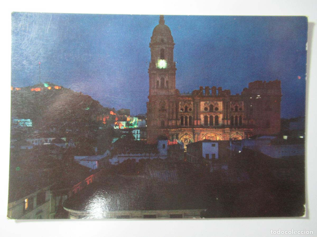 Postales: M&aacute;laga - La catedral vista de noche - Escrita