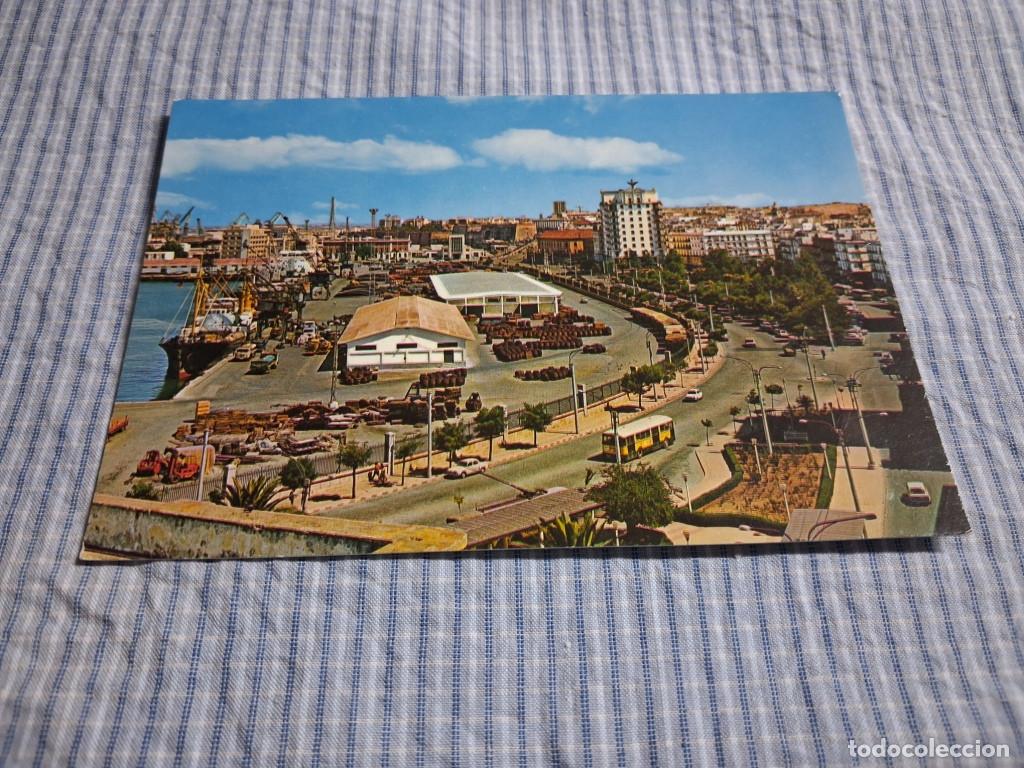 Postales: Postal moderna Andaluc&iacute;a. C&aacute;diz. Avenida Ram&oacute;n de Carranza y Puerto. Estado ver imagen.
