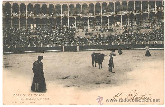 Postales: TOROS. HAUSER Y MENET. MADRID.corrida de toros. entrando a matar
