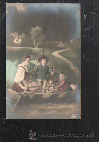 Cartes Postales: TARJETA POSTAL DE NI&Ntilde;OS. MUJER CON NI&Ntilde;OS EN BARCA.