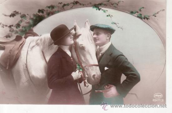 Postcards: POSTAL ANTIGUA DE UNA PAREJA Y UN CABALLO