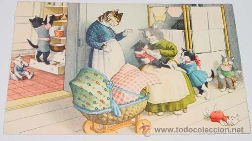 Postcards: ANTIGUA POSTAL DE ANIMALES - GATOS DANDO EL BIBERON A UN CACHORRO - NO CIRCULADA - ESCRITA - ED. MKZ