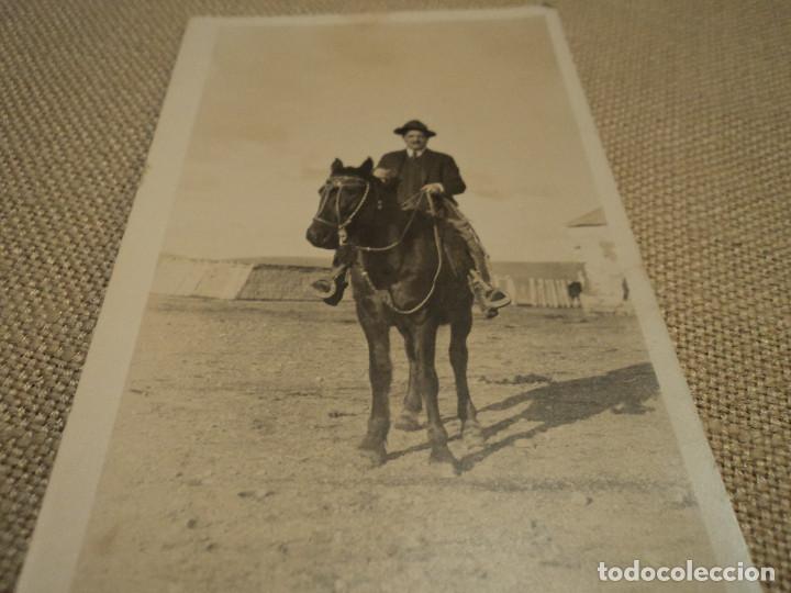 Cartes Postales: antigua TARJETA POSTAL DE hombre a caballo