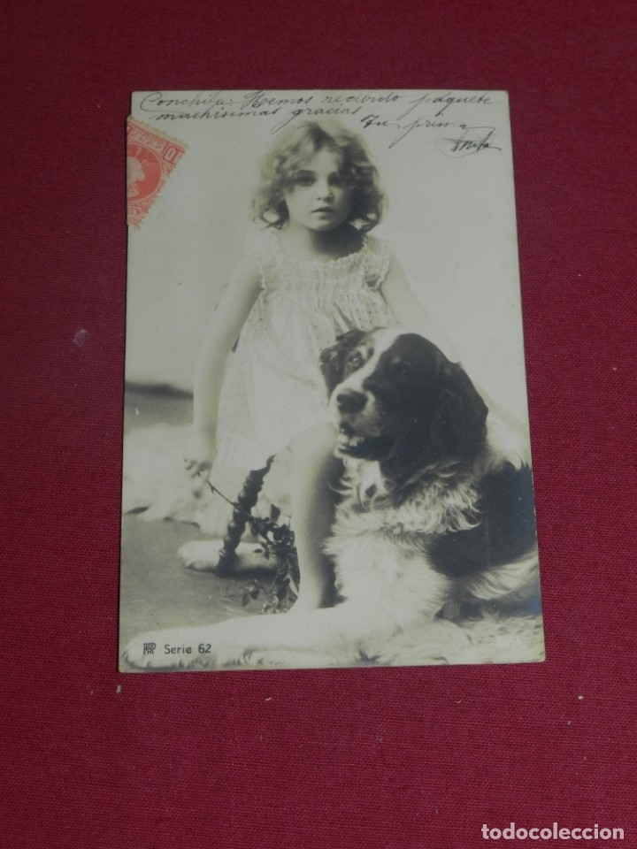 Postales: (MCAJON2) POSTAL ROM&Aacute;NTICA PRINCIPIOS S.XX ESCENA DE NI&Ntilde;A CON PERRO , SE&Ntilde;ALES DE USO NORMALES