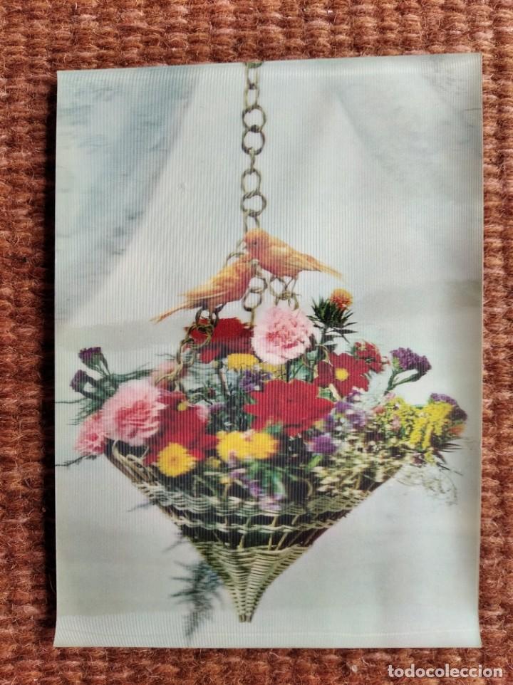 Postais: PAJARITOS SOBRE FLORES - POSTAL 3 D