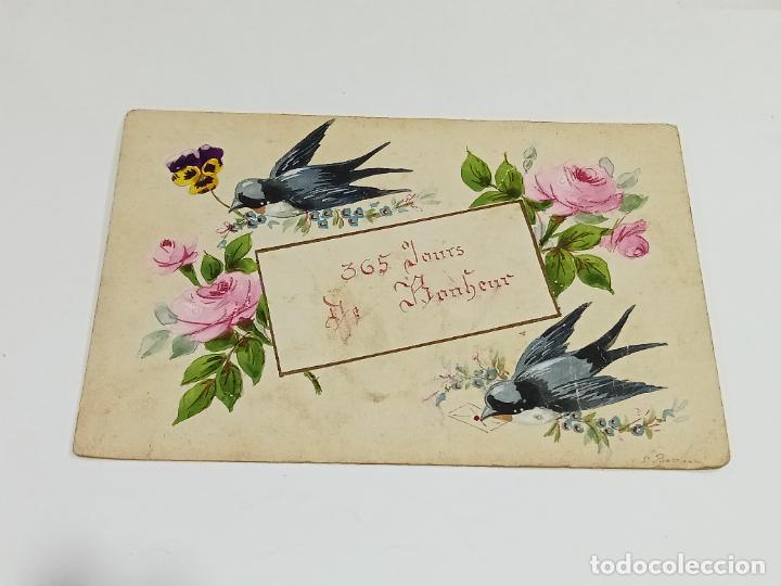 Postcards: TARJETA POSTAL. FELICITACI&Oacute;N. RODEADA DE ROSAS, PEQUE&Ntilde;AS FLORES Y GOLONDRINAS