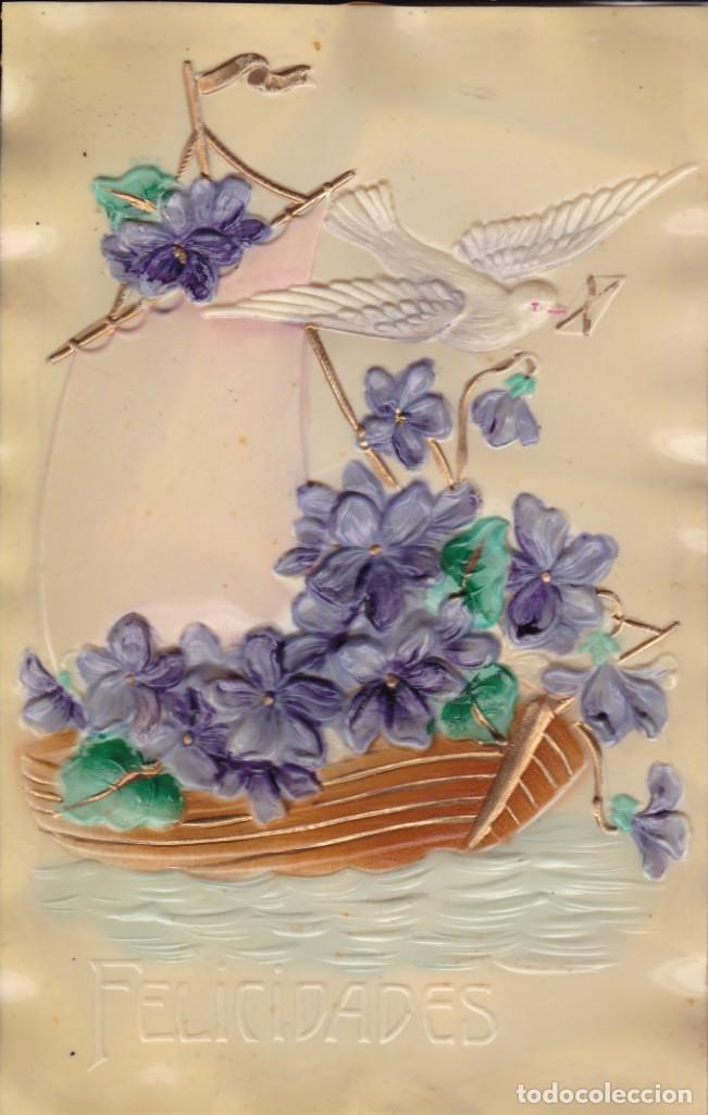 Cartes Postales: postal felicidades con paloma barco y flores en relieve principios siglo Xx