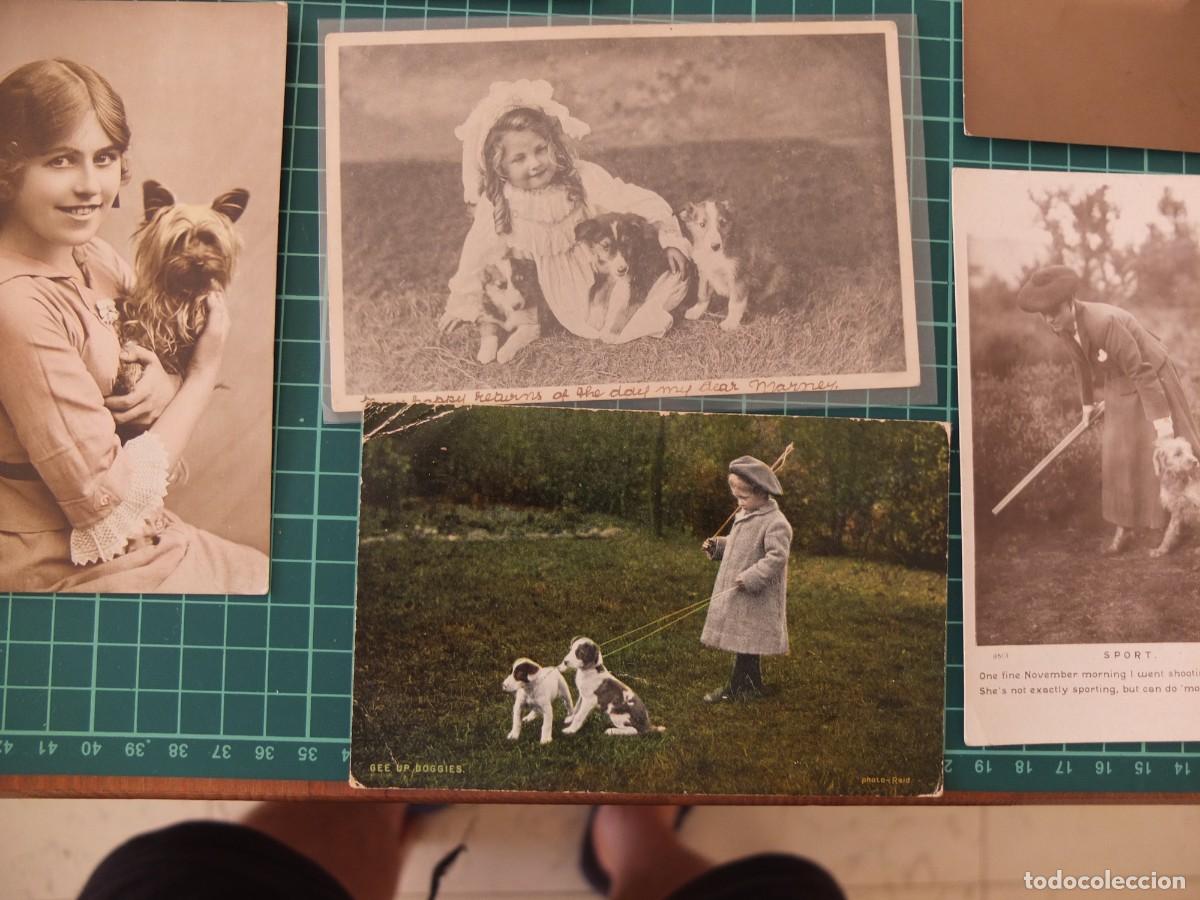 Postales: Lote de 16 postales de personas con perro. - Foto 11