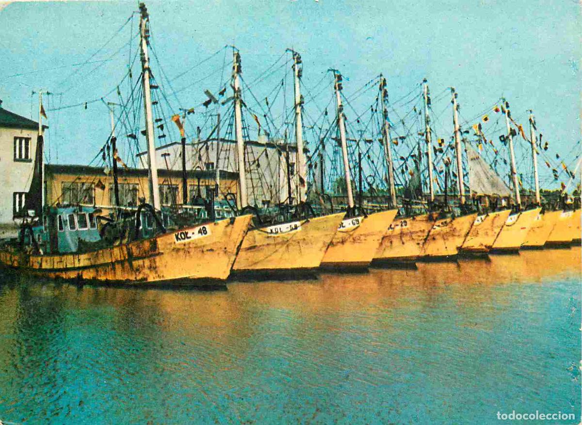 Postcards: Bateaux - Voiliers - Kolobrzeg - Kutry w porcie rybackim - CPM - Voir Scans Recto-Verso