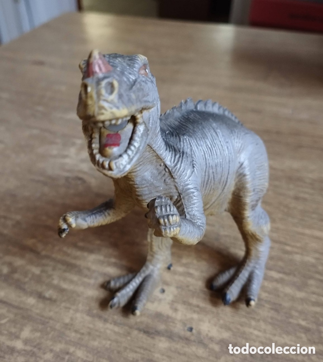 Postales: Figura de Dinosaurio Allosaurus 23 cm - Goma / PVC - Mu&ntilde;eco vintage (Made in China)