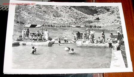 Postkarten: ANTIGUA POSTAL DE EL BALNEARIO DE  PANTICOSA (HUESCA) - LA PISCINA  - LIBRERIA DEPORTES