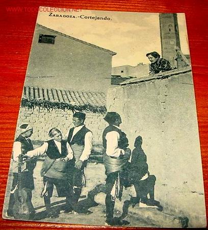Postales: ANTIGUA POSTAL DE ZARAGOZA .- CORTEJANDO - Foto 1