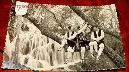 Postales: ANTIGUA POSTAL DEL MONASTERIO DE PIEDRA - TRAJE REGIONAL - DARVI