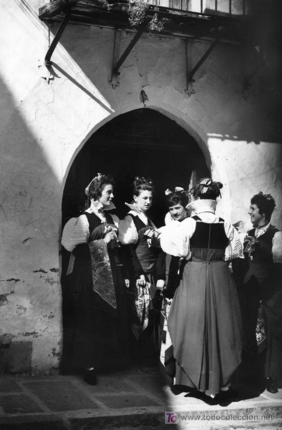 Postales: HUESCA. HECHO.- Trajes T&iacute;picos - Foto 1