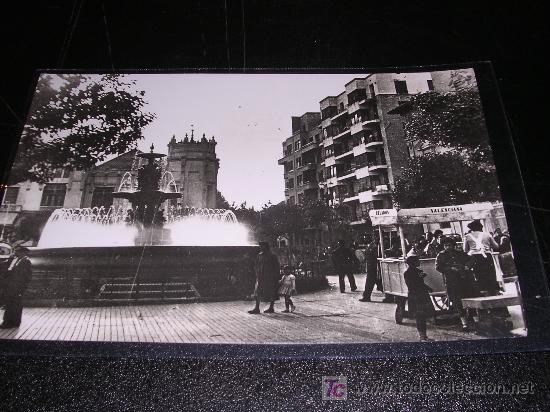 Postales: 6 HUESCA, PLAZA DE NAVARRA - Foto 1