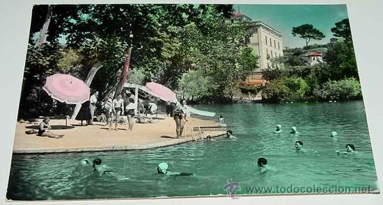 Cartes Postales: ANTIGUA FOTO POSTAL COLOREADA DE ALHAMA DE ARAGON - LAGO Y PLAYA - ED. SICILIA - CIRCULADA.