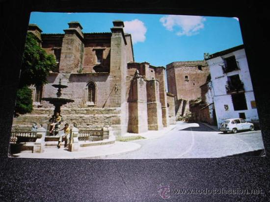 Postales: 3 . MORA DE RUBIELOS (TERUEL) FUENTE DE LA IGLESIA Y AL FONDO CASTILLO EDC.ARRIBAS-15X10 CM.CIR.1962