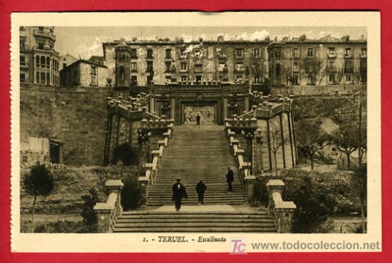 Postales: TERUEL, ESCALINATA,     P33083 - Foto 1