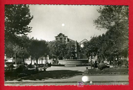 Postales: HUESCA, PLAZA DE NAVARRA,       P32975 - Foto 1