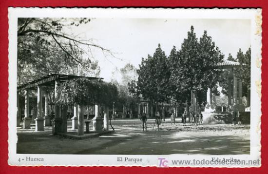 Postales: HUESCA, EL PARQUE,       P32982 - Foto 1