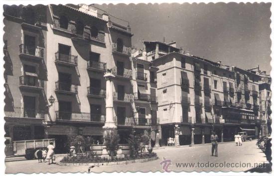 Postales: TERUEL.-PLAZA DE CARLOS CASTEL(TORICO)