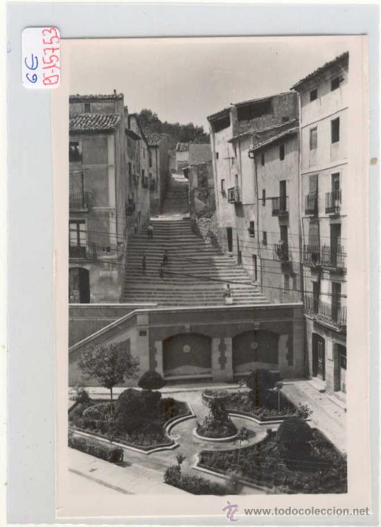 Postales: (PS-15753)POSTAL DE ALCA&Ntilde;IZ(TERUEL)-RINCON DE LA PLAZA DE MENDIZABAL Y ESCALINATA DE SAN PEDRO