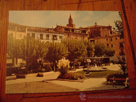Postales: Interesante postal de Barbastro.- Plaza de Arag&oacute;n y torre Catedral
