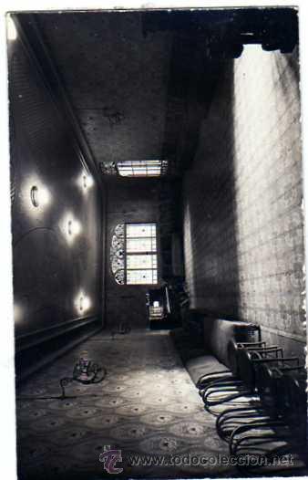 Postales: Balneario de Panticosa ? Postal fotogr&aacute;fica. Sin circular. Interior de una sala con piano.