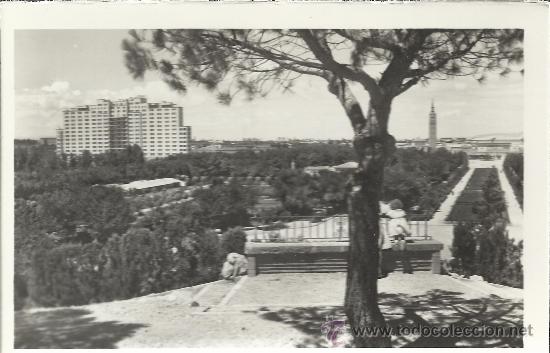 Postales: ZARAGOZA PARQUE DE PRIMO DE RIVERA  SIN CIRCULAR - Foto 1